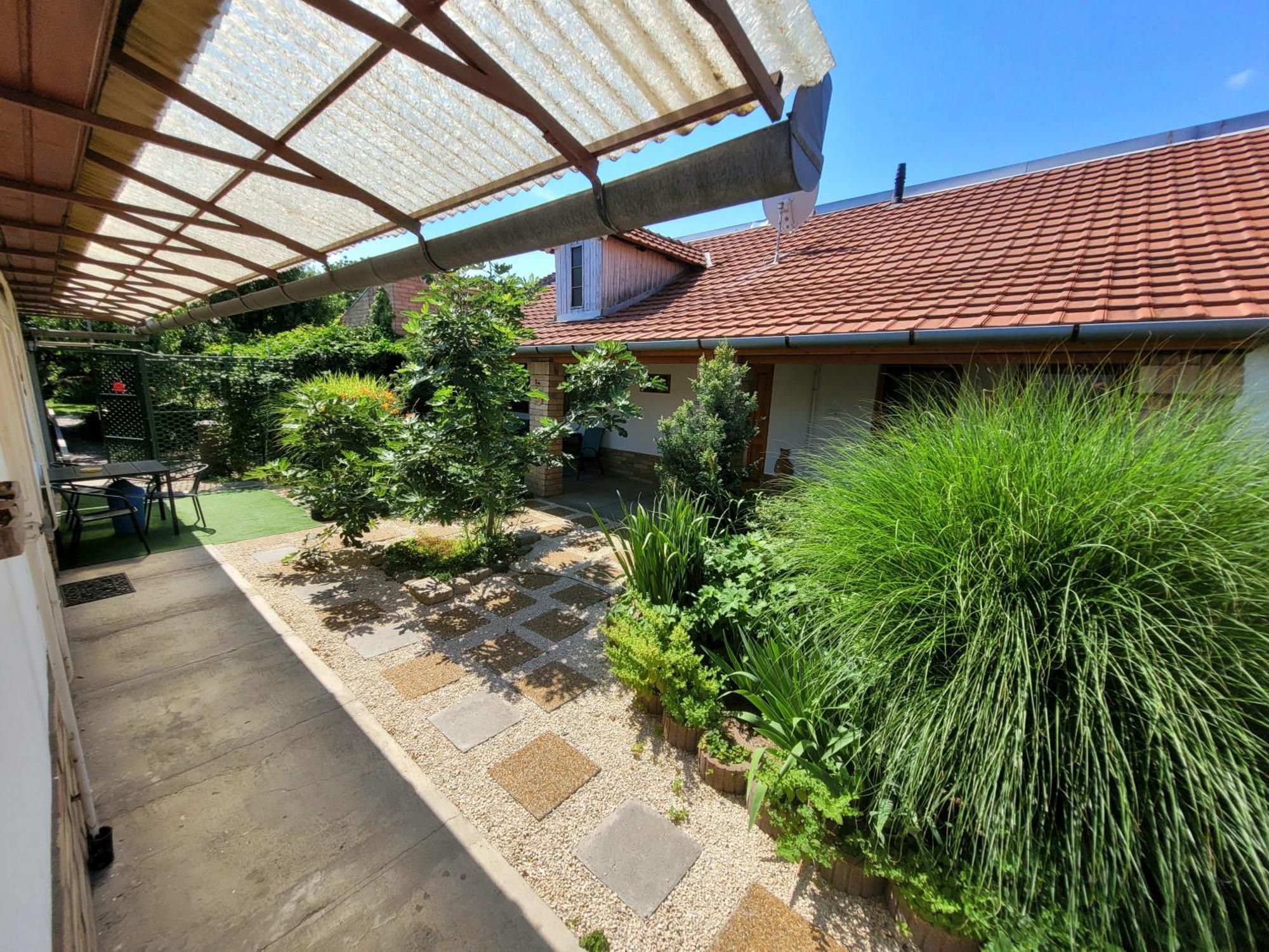 Mandula Apartman Szeged Exterior foto